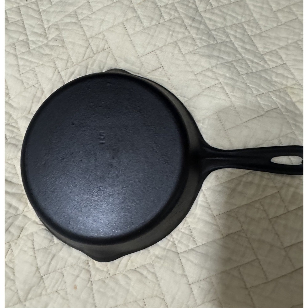 Vollrath #5 Vintage Cast Iron Skillet